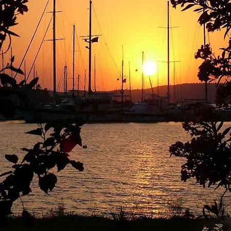 Baraka Hisaronu (adults Only)